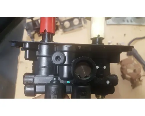 Sterling L9500 Brake Parts, Misc. Front