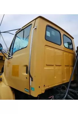 Sterling L9500 Cab