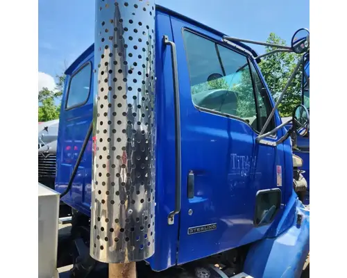 Sterling L9500 Cab