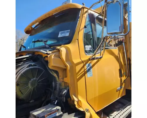 Sterling L9500 Cab