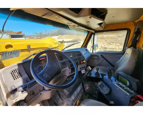 Sterling L9500 Cab