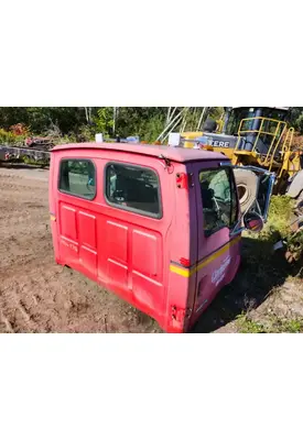 Sterling L9500 Cab