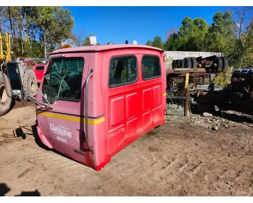 Sterling L9500 Cab