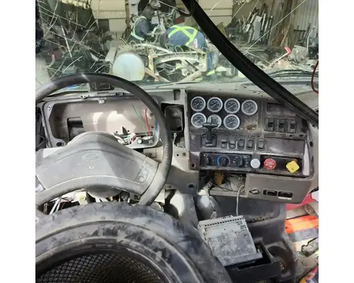 Sterling L9500 Cab