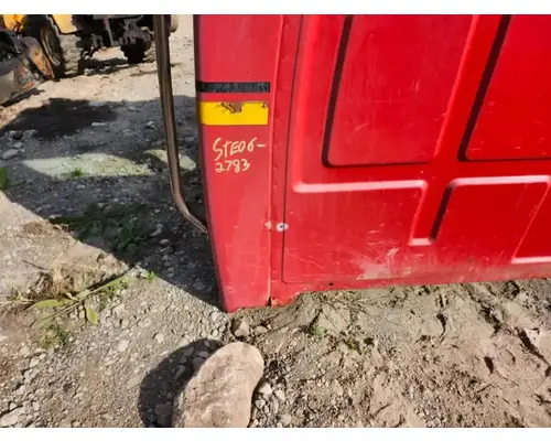 Sterling L9500 Cab