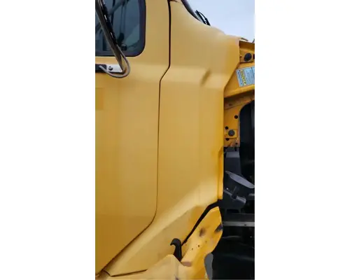 Cowl Sterling L9500 Complete Recycling Group LLC