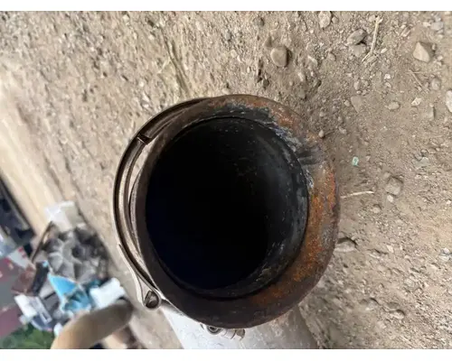 Sterling L9500 Exhaust Pipe