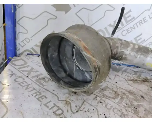 Sterling L9500 Exhaust Pipe