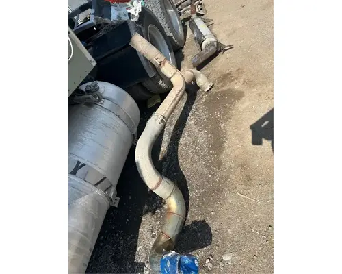 Sterling L9500 Exhaust Pipe