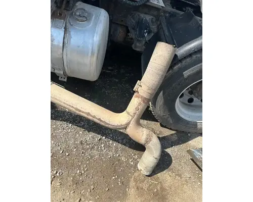 Sterling L9500 Exhaust Pipe