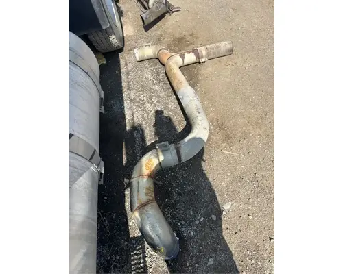 Sterling L9500 Exhaust Pipe