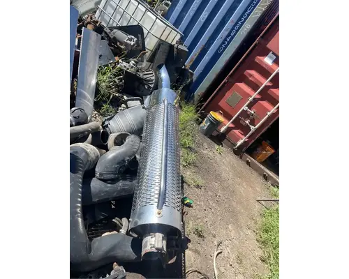 Sterling L9500 Exhaust Pipe