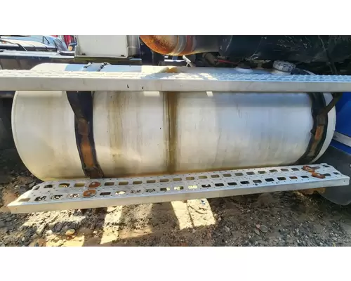 Sterling L9500 Fuel Tank
