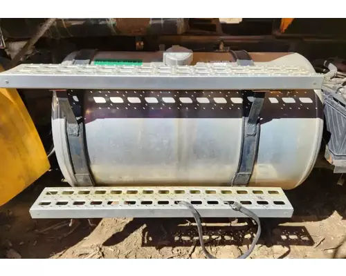 Sterling L9500 Fuel Tank