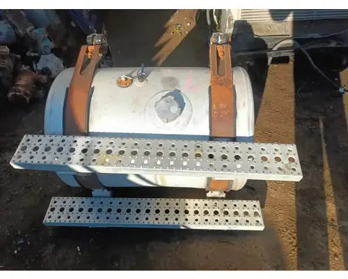 Sterling L9500 Fuel Tank