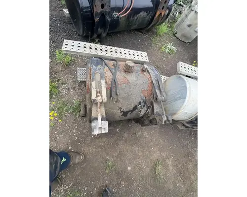 Sterling L9500 Fuel Tank