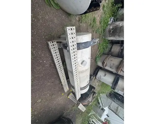 Sterling L9500 Fuel Tank