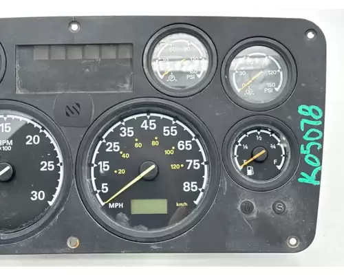 Sterling L9500 Instrument Cluster