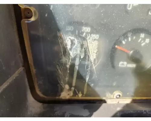 Sterling L9500 Instrument Cluster