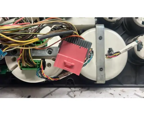 Sterling L9500 Instrument Cluster