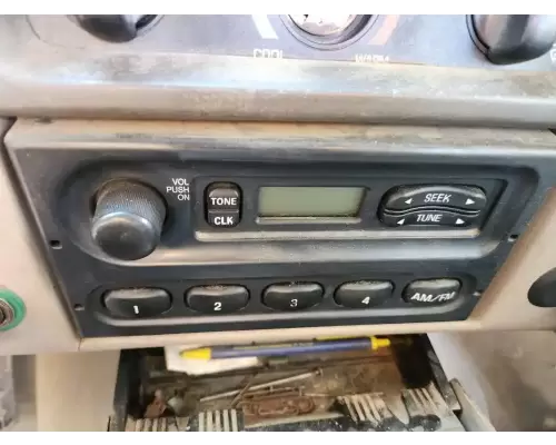 Sterling L9500 Radio