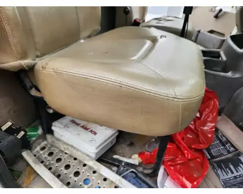 Sterling L9500 Seat, Front