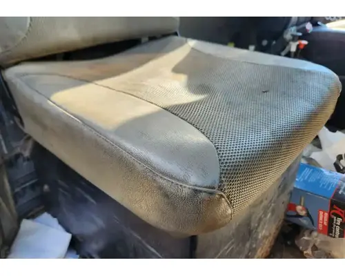 Sterling L9500 Seat, Front