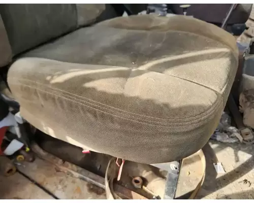 Sterling L9500 Seat, Front