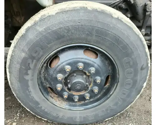 Sterling L9500 Spindle  Knuckle, Front