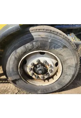 Sterling L9500 Spindle / Knuckle, Front