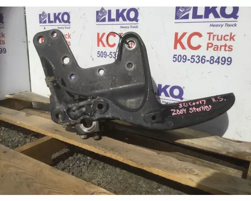 Spring Hanger STERLING L9500 LKQ KC Truck Parts - Inland Empire