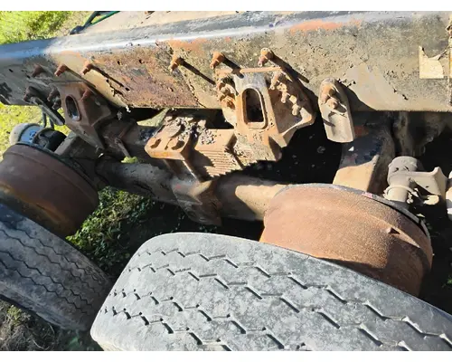 Suspension STERLING L9500 Crj Heavy Trucks And Parts
