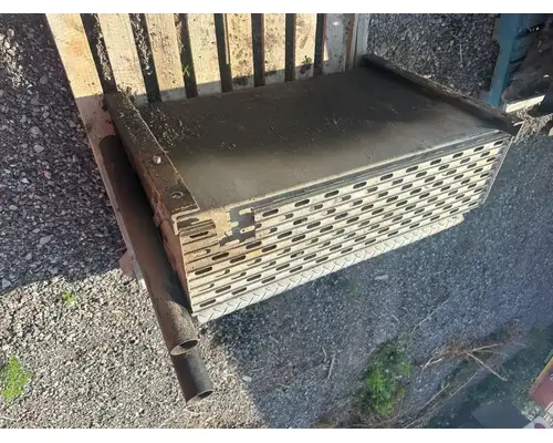 Sterling L9500 Tool Box