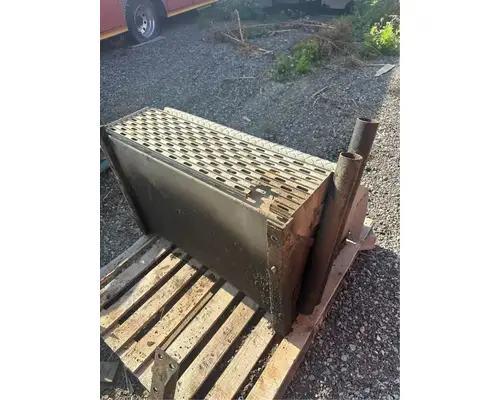 Sterling L9500 Tool Box