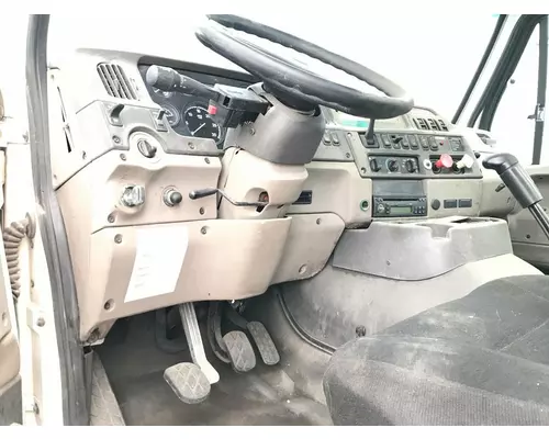 Sterling L9501 Dash Assembly