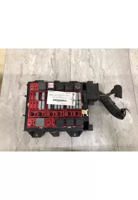 Sterling L9501 Fuse Box