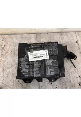 Sterling L9501 Fuse Box