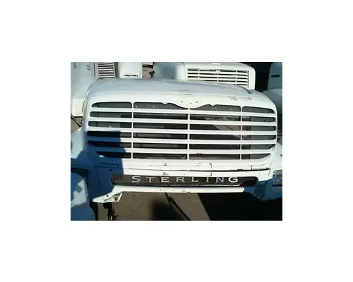 Hood STERLING L9501 American Truck Salvage