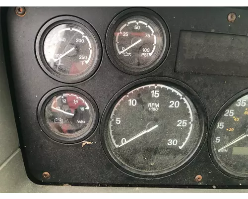 Sterling L9501 Instrument Cluster