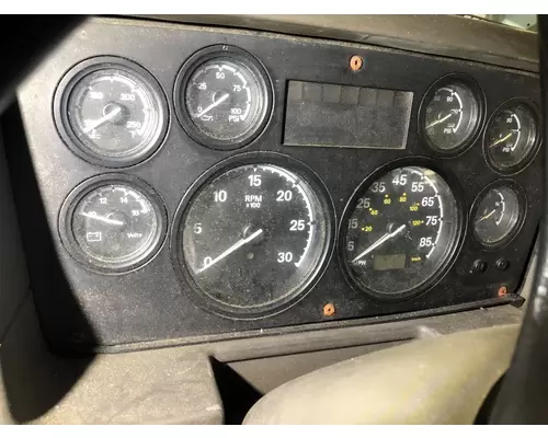 Sterling L9501 Instrument Cluster