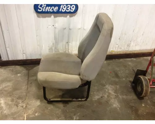 Sterling L9511 Seat (non-Suspension)