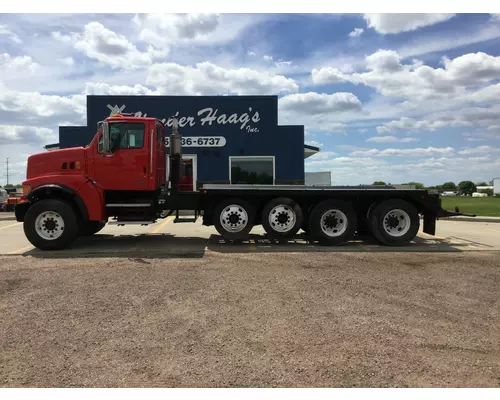 Sterling L9511 Truck