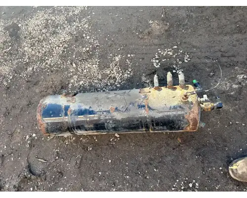 Air Tank Sterling L9513 Dixie Truck Centre