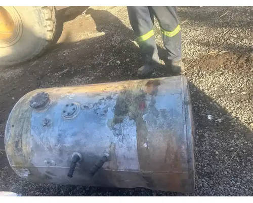 Sterling L9513 Fuel Tank