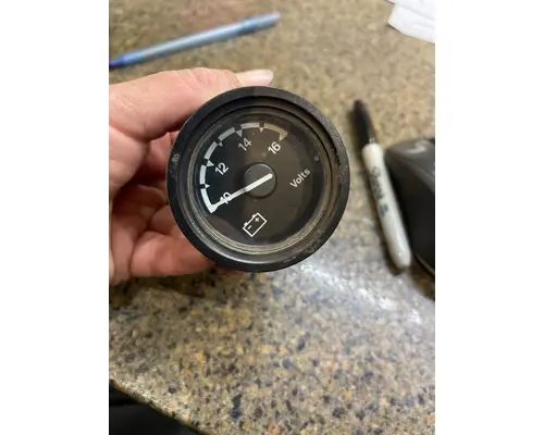 Gauges (all) STERLING L9513 Truck Salvage International Inc