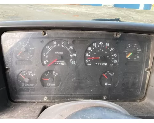 Sterling L9513 Instrument Cluster