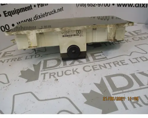 Sterling L9513 Instrument Cluster