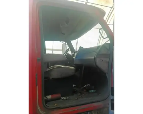 Sterling L9522 Cab