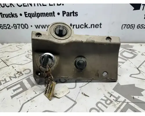 Dash Assembly Sterling L9522 Dixie Truck Centre