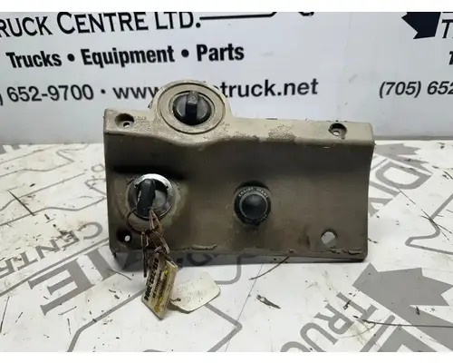 Sterling L9522 Dash Assembly